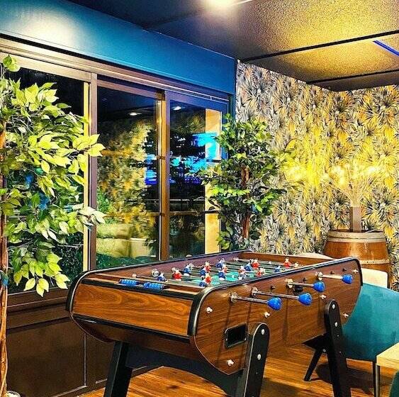 ホテル Kyriad Direct Laon