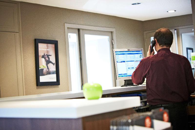 Отель Kyriad Direct Soissons