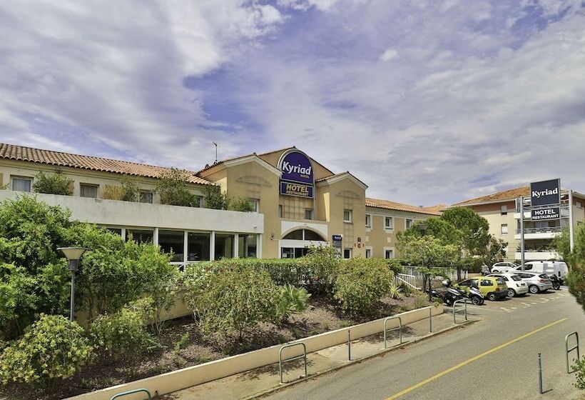 酒店 Hôtel Restaurant Kyriad Fréjus