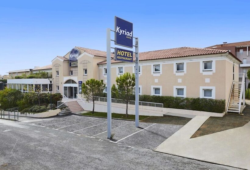 酒店 Hôtel Restaurant Kyriad Fréjus