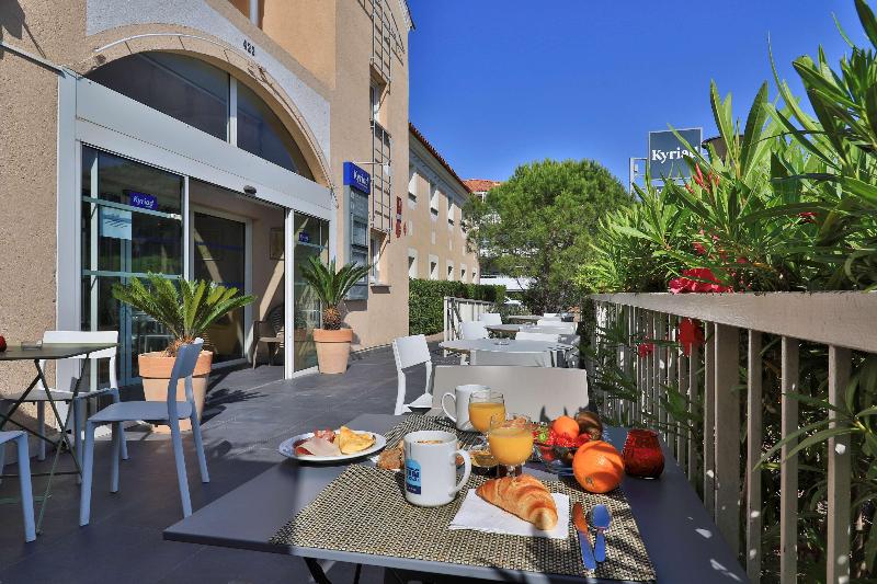 酒店 Hôtel Restaurant Kyriad Fréjus