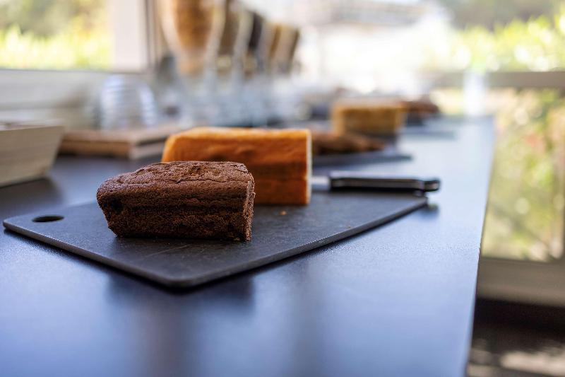 酒店 Hôtel Restaurant Kyriad Fréjus