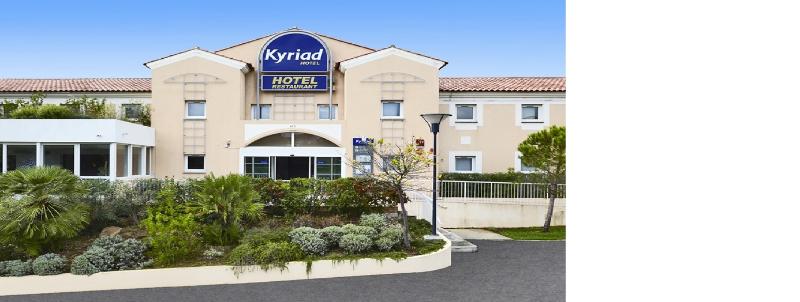 酒店 Hôtel Restaurant Kyriad Fréjus