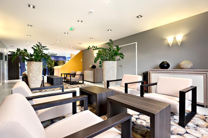 فندق Kyriad La Roche Sur Yon