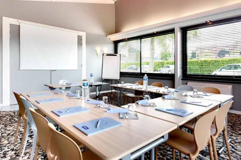 فندق Kyriad La Roche Sur Yon