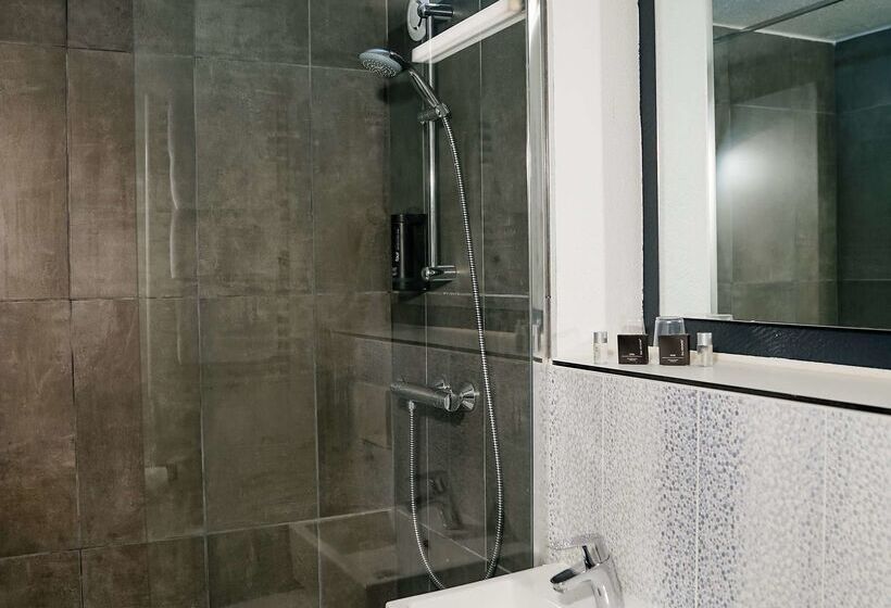 酒店 Hôtel Kyriad Lille Nord   Roncq