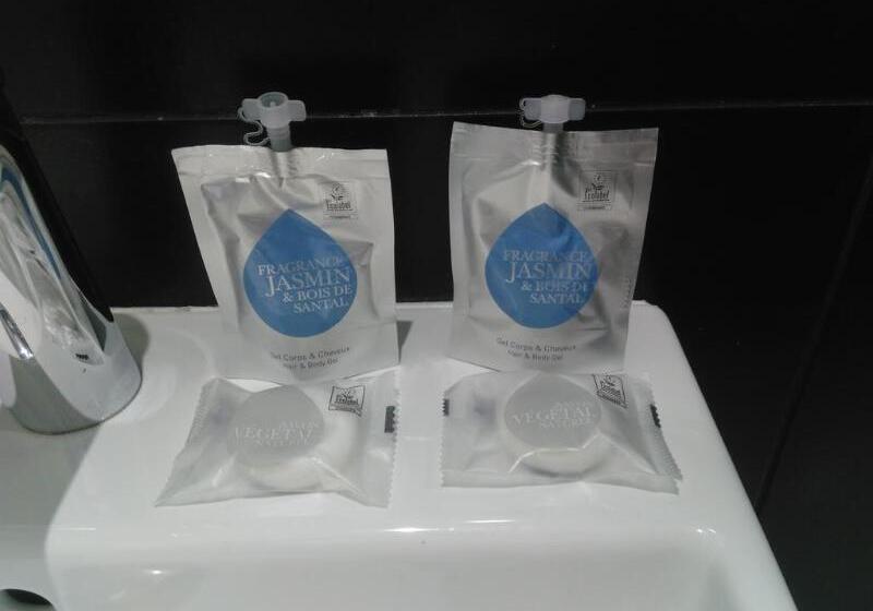 ホテル Kyriad Paris 12 Nation