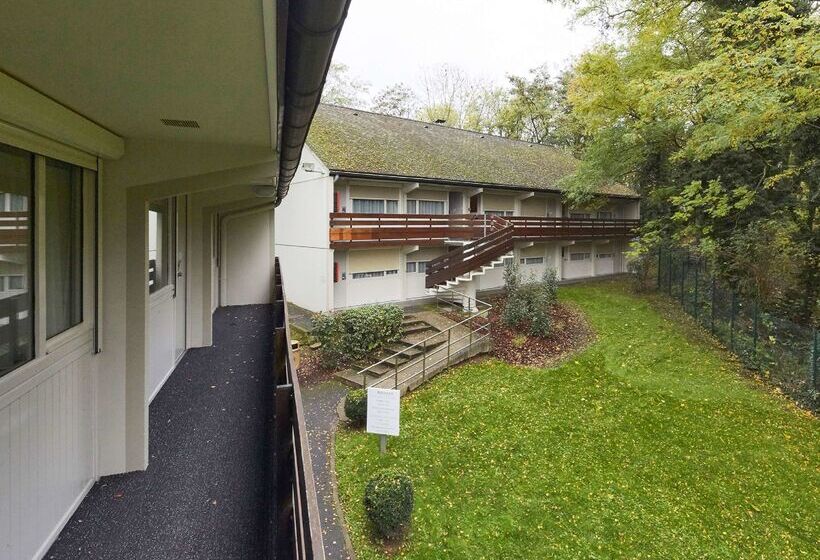 فندق Kyriad Paris Nord  Ecouen La Croix Verte