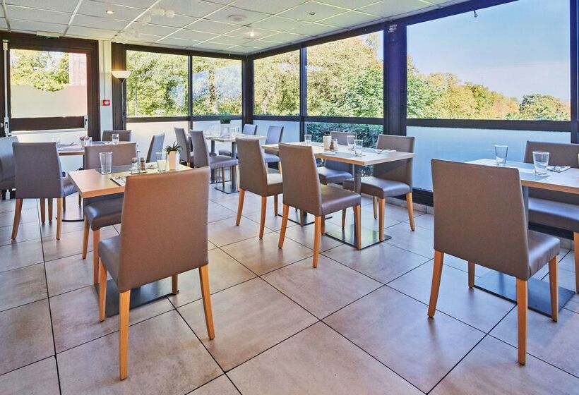 فندق Kyriad Paris Nord  Ecouen La Croix Verte