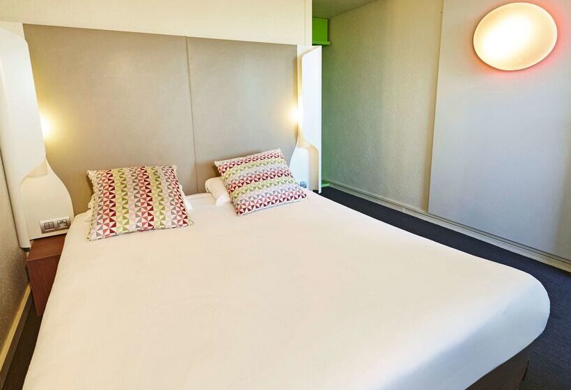 فندق Kyriad Paris Nord  Ecouen La Croix Verte