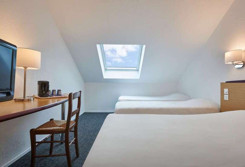 酒店 Kyriad Tarbes  Bastillac