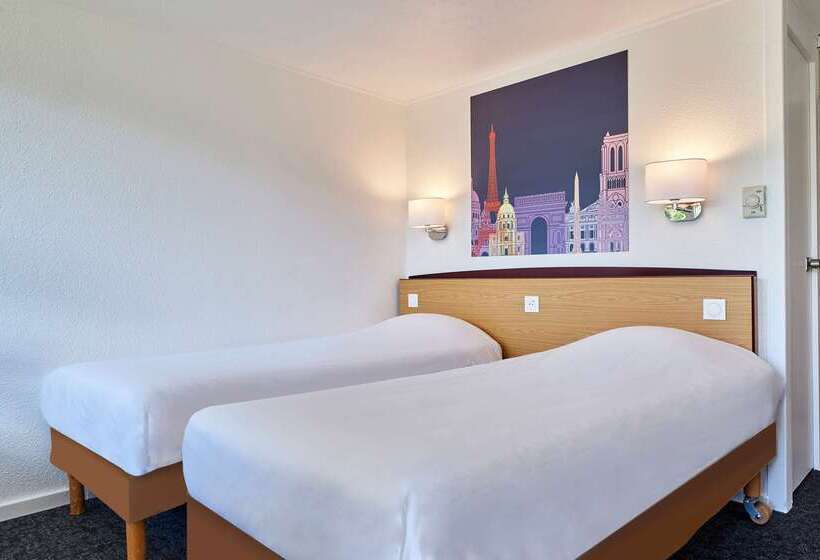 酒店 Kyriad Tarbes  Bastillac