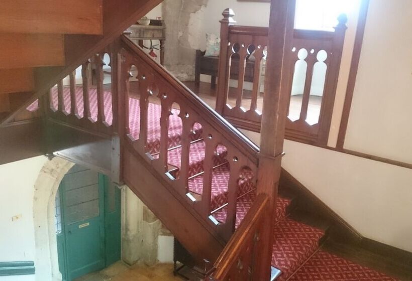 호텔 L Hostellerie Du Chateau De Bricquebec