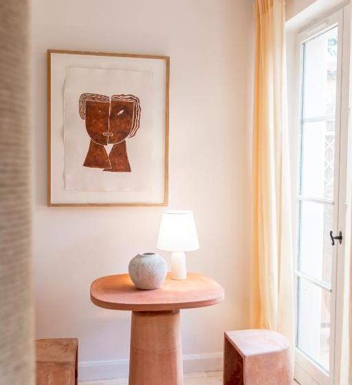 Отель La Bastide De Saint Tropez