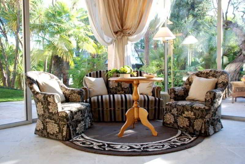 Отель La Bastide De Saint Tropez