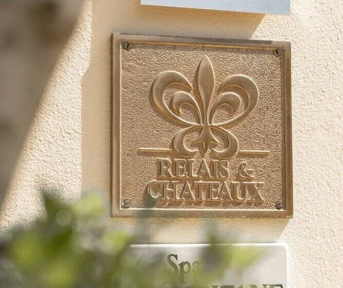 Отель La Bastide De Saint Tropez