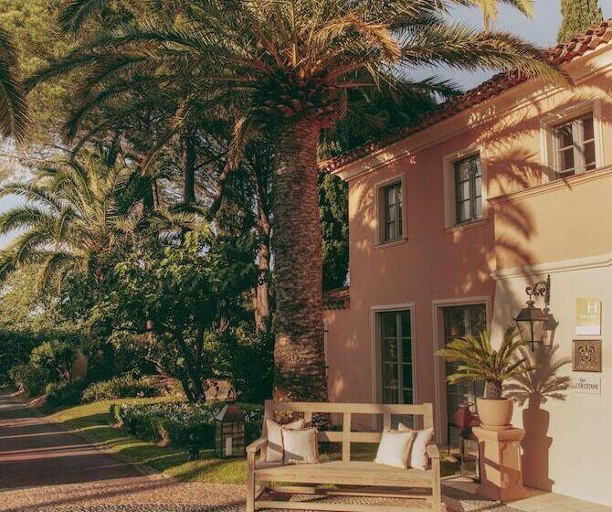 Отель La Bastide De Saint Tropez