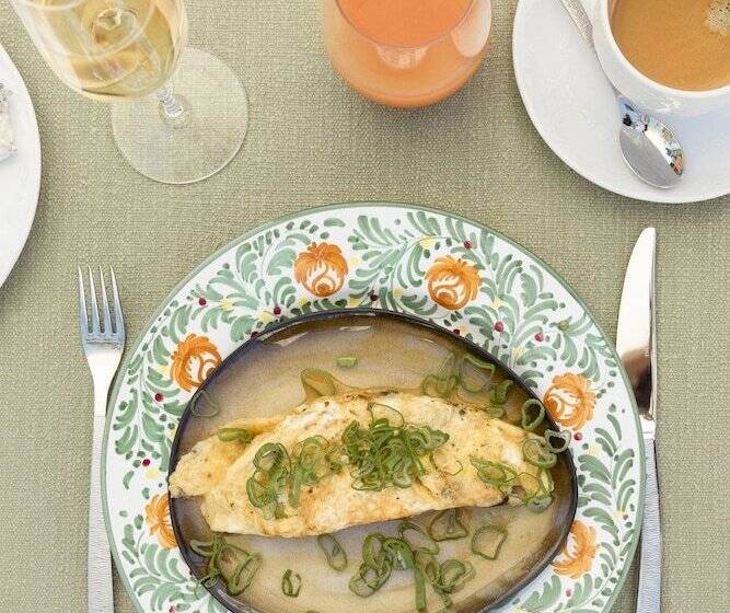 Отель La Bastide De Saint Tropez