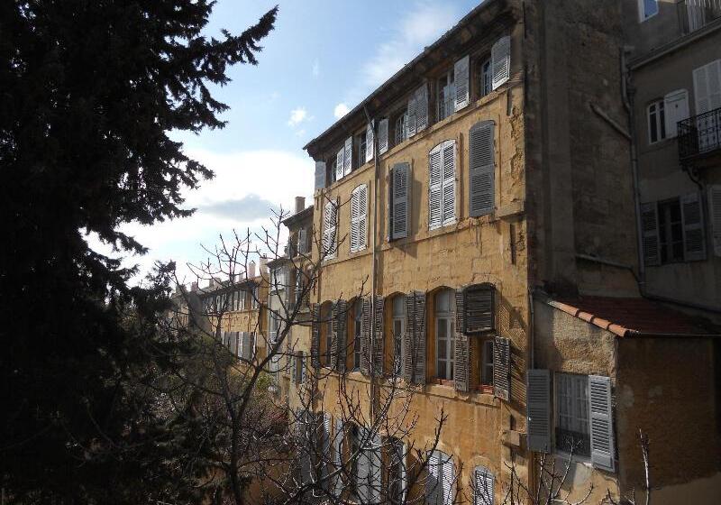 בית מלון כפרי La Caravelle