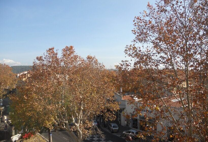 בית מלון כפרי La Caravelle