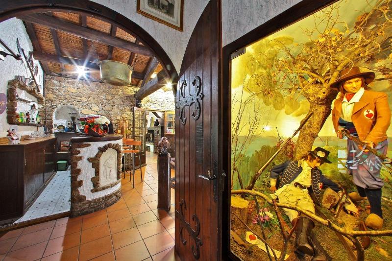 Отель Logis Hôtel La Chaumière