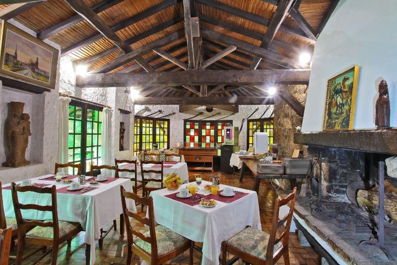 Отель Logis Hôtel La Chaumière