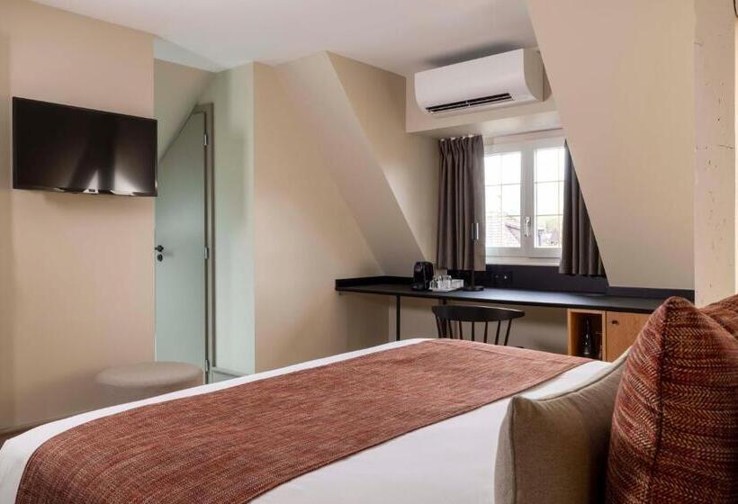 Отель La Diligence