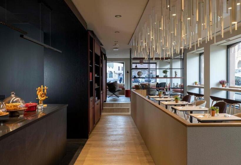 Отель La Diligence