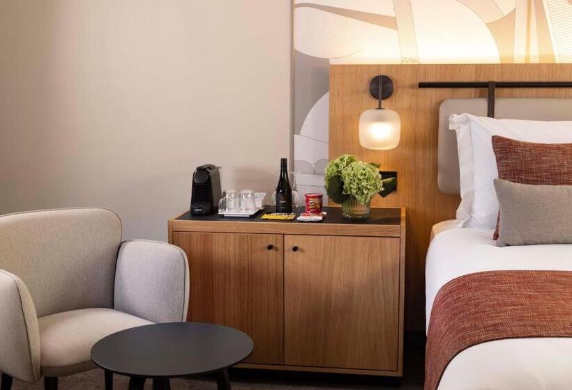 Отель La Diligence