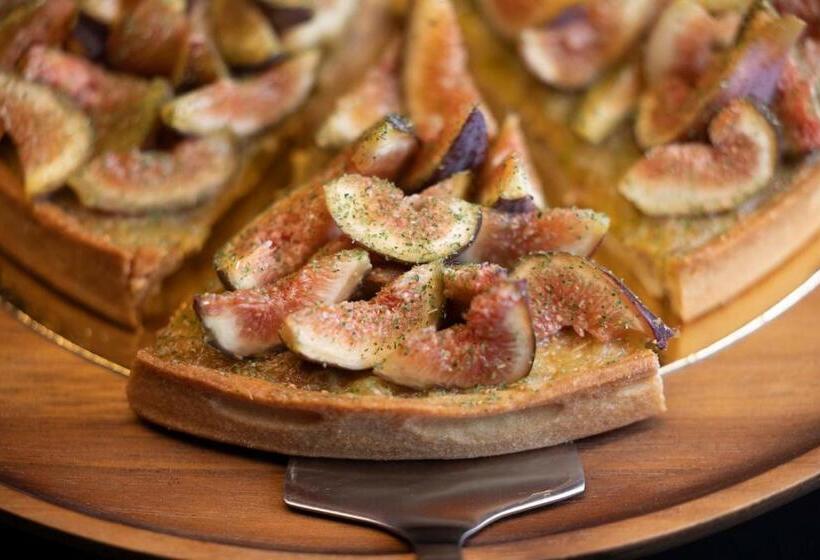 Отель La Diligence