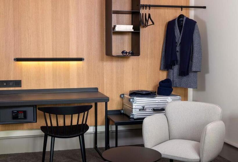 Отель La Diligence