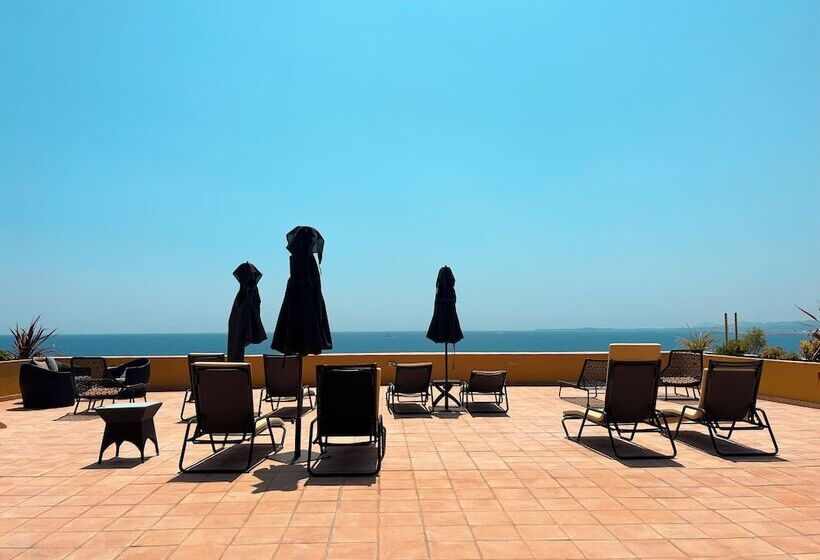 هتل Hôtel La Pérouse Nice Baie Des Anges   Recently Fully Renovated