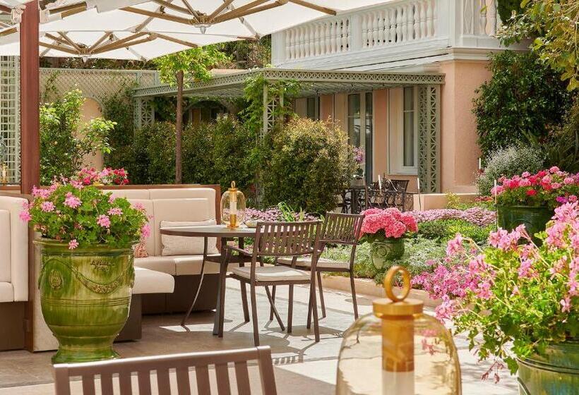 ホテル La Réserve De Beaulieu