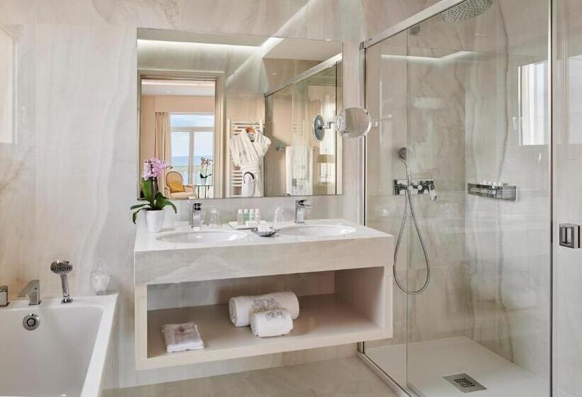 ホテル La Réserve De Beaulieu