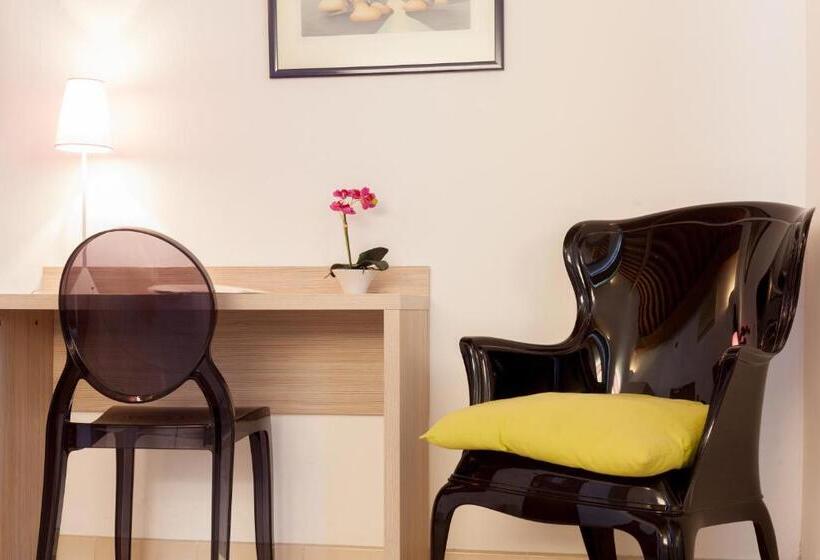 בית מלון כפרי La Taverne