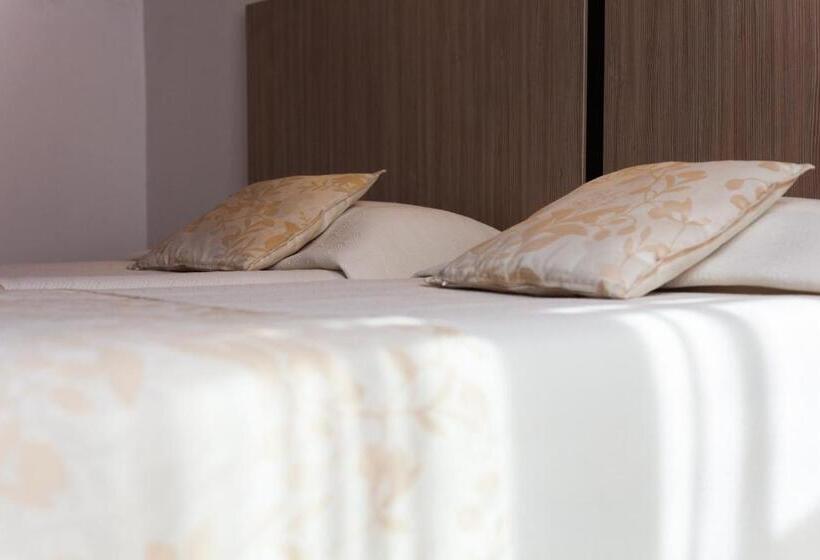 בית מלון כפרי La Taverne