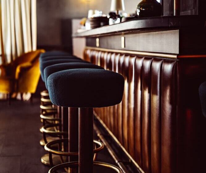 ホテル Le Fitz Roy, A Beaumier