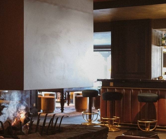 ホテル Le Fitz Roy, A Beaumier