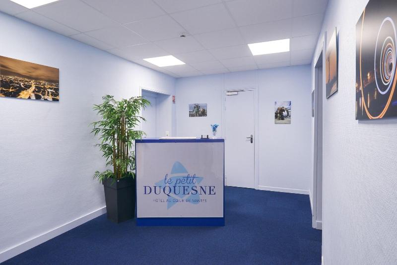 هتل Le Petit Duquesne