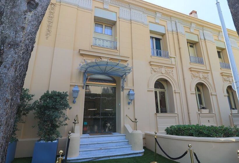 فندق Hôtel Petit Palais