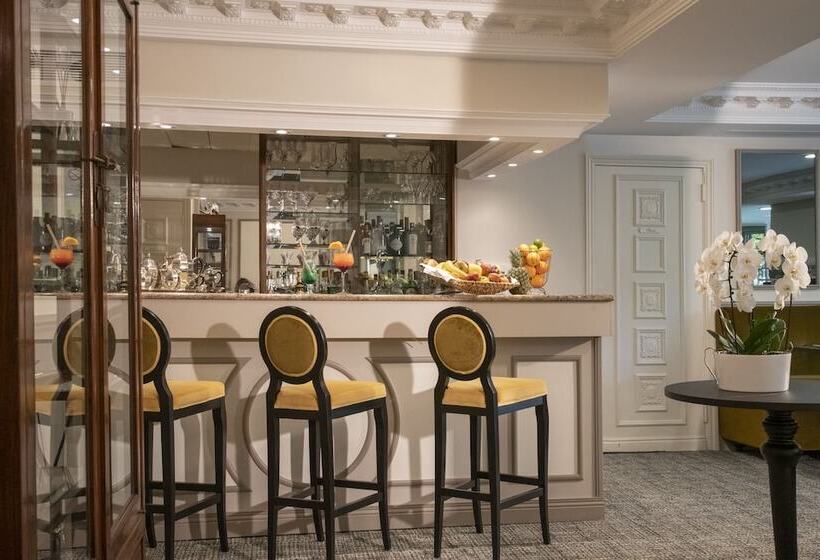 فندق Hôtel Petit Palais