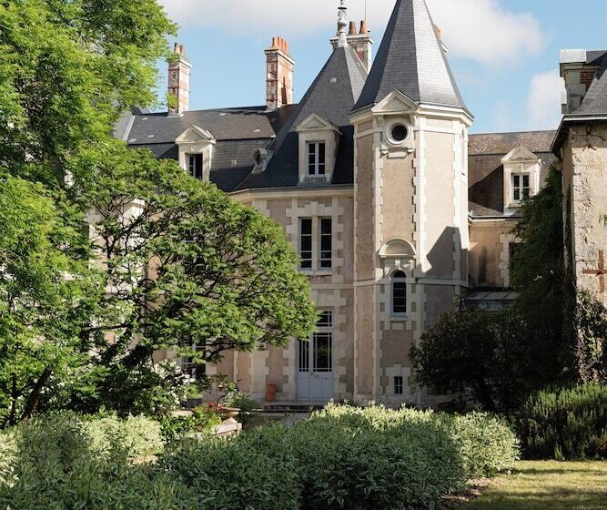 فندق Les Sources De Cheverny