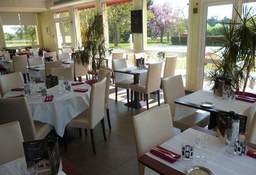 فندق Logis De La Loire