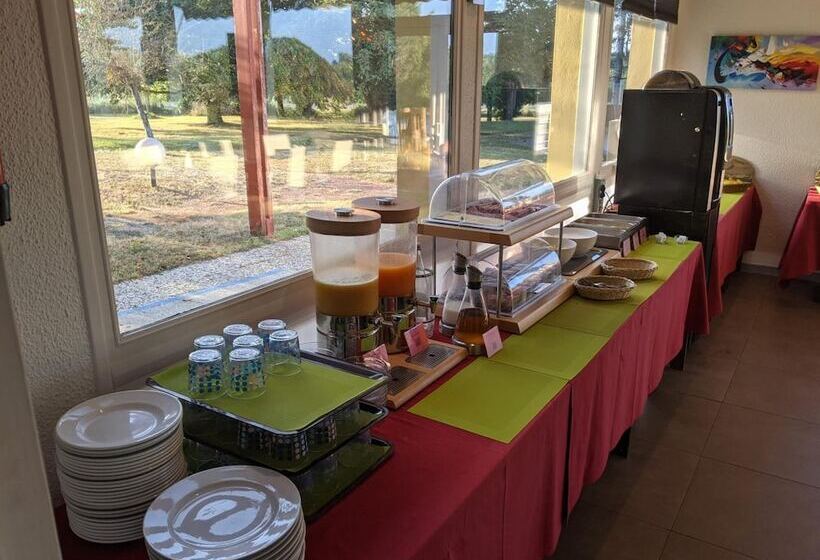 فندق Logis De La Loire