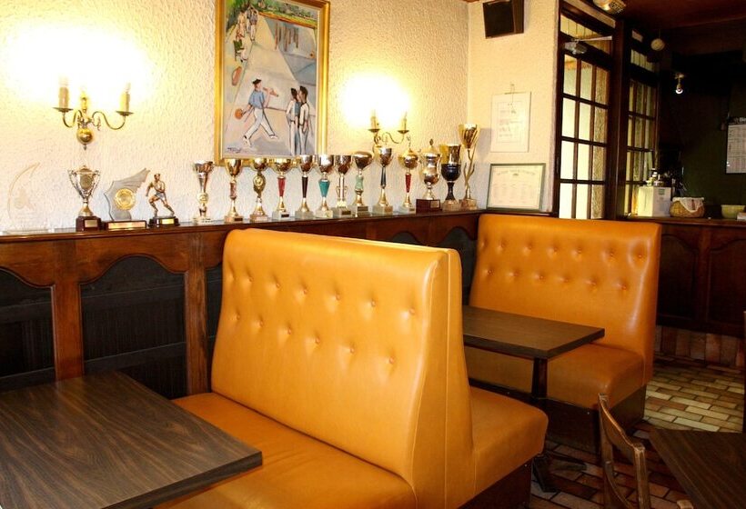 Logis Hotel Restaurant Des Voyageurs