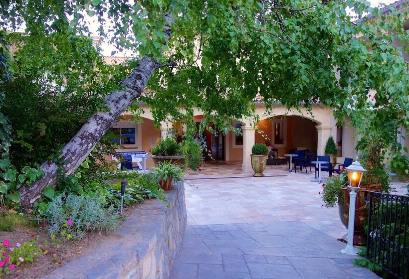 Logis Hotel Restaurant La Porte Des Cévennes