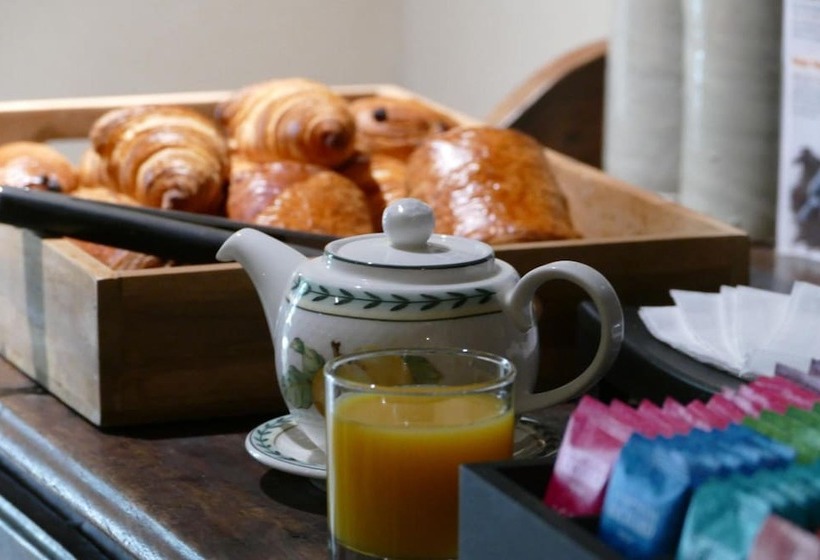 Logis Hotels Le Champalud Restaurant La Citadelle