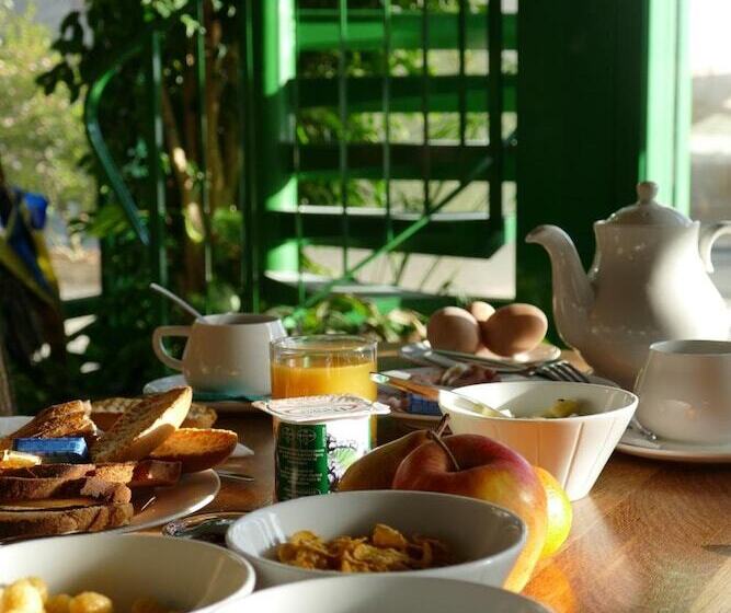 Logis Hotels Le Champalud Restaurant La Citadelle