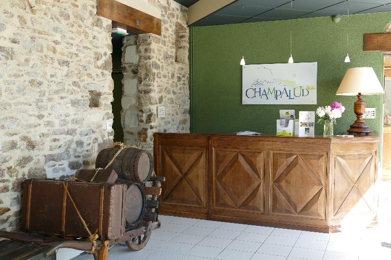 Logis Hotels Le Champalud Restaurant La Citadelle