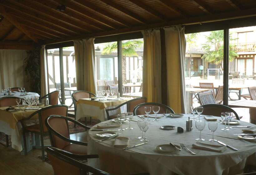 ホテル Logis Le Clos Deauville Saint Gatien